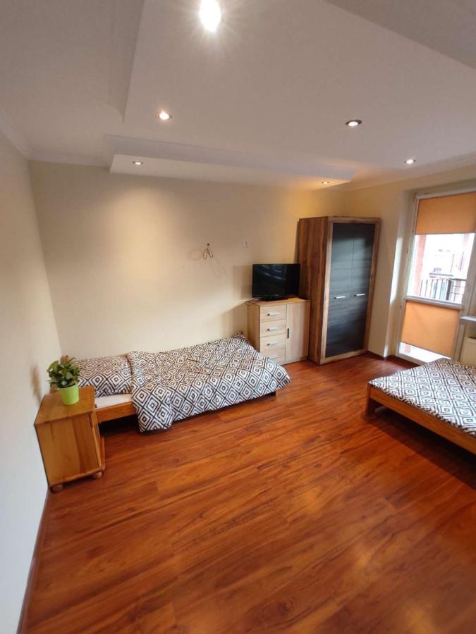Sloneczne Pokoje Apartment Gliwice Exterior foto